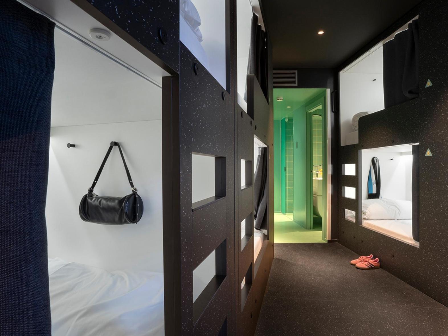 Amistat City Hostel Barcelona Buitenkant foto